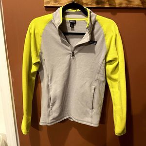 GUC PATAGONIA YOUTH KIDS YELLOW AND GRAY QUARTER ZIP SWEATSHIRT SIZE XL